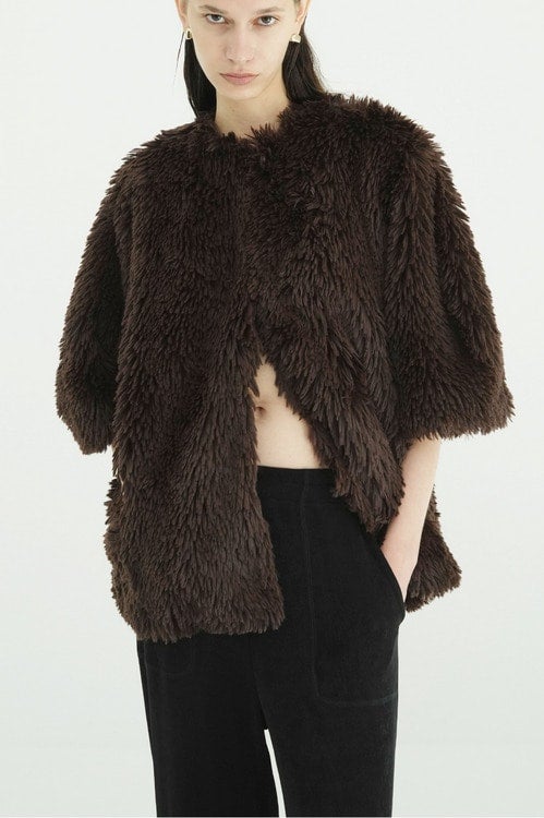 HALF SLEEVE FAKE FUR JACKET