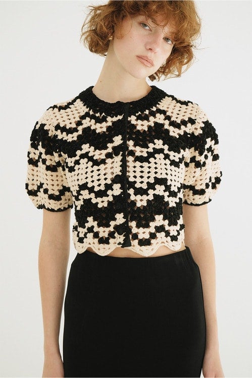 MALL BORDER HAND CROCHET KNIT CARDIGAN