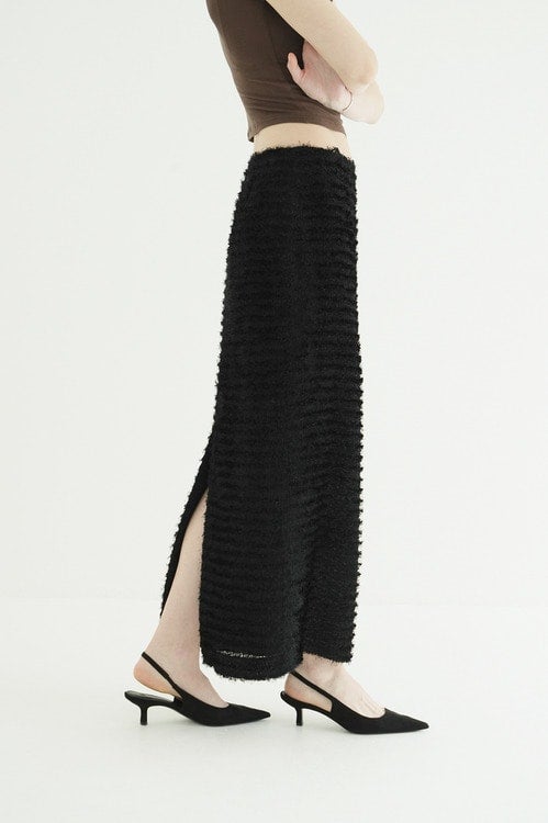 FEATHER STRAIGHT SKIRT