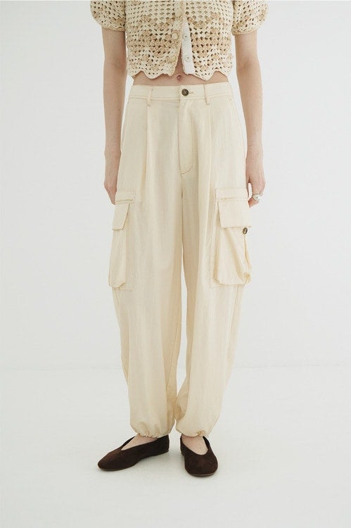 LOW WAIST POCKET CARGO PANTS