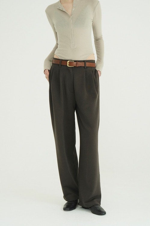 TWO TUCK SWEAT PANTS