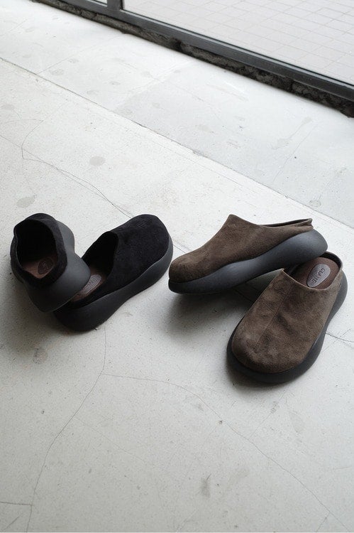 SUEDE PUFF SLIPONS