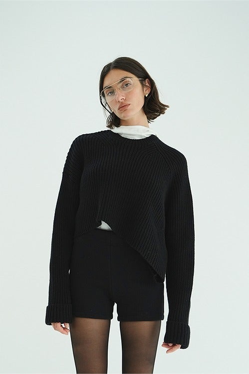 ASYMMETRY WIDE SHORT KNIT TOPS