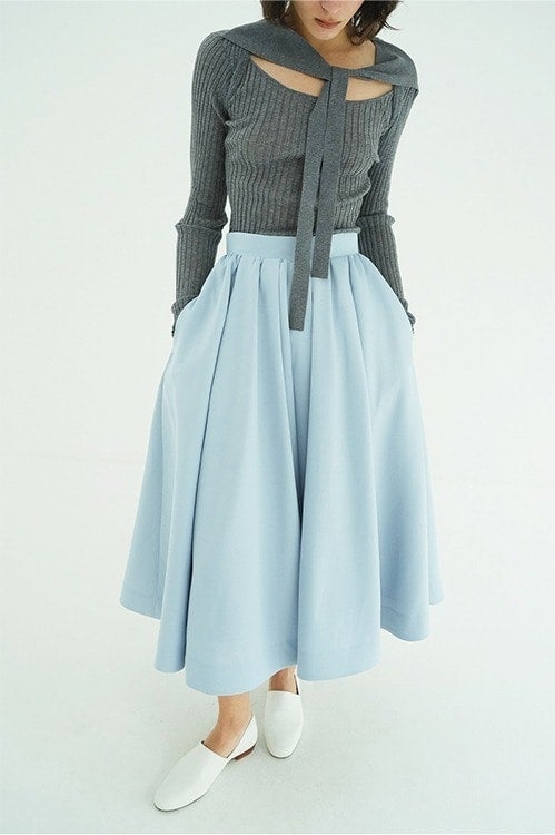 VOLUME FLARE SKIRT