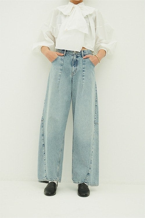 COCOON BULKY DENIM PANTS