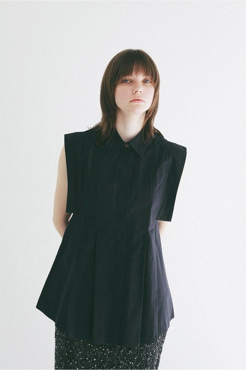 PANELL PLEAT SQUARE SLEEVE SHIRTS