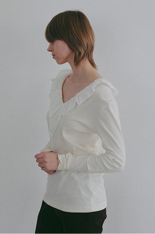 2WAY FRILL NECK CUT TOPS