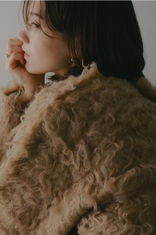 FLUFFY KNIT
