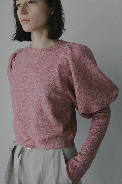 PUFFY SLEEVE KNIT