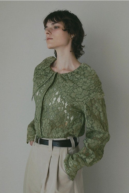 LACE COLLAR SHIRT