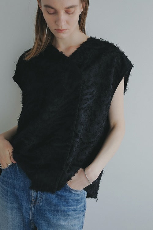 FRINGE OPEN BLOUSE