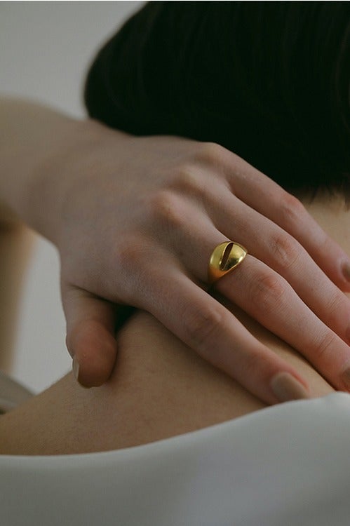 BYOKA×MANOF SLIT RING