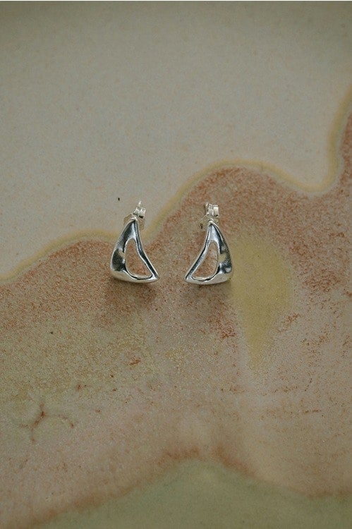 BYOKA×MANOF TRIANGLE PIERCE