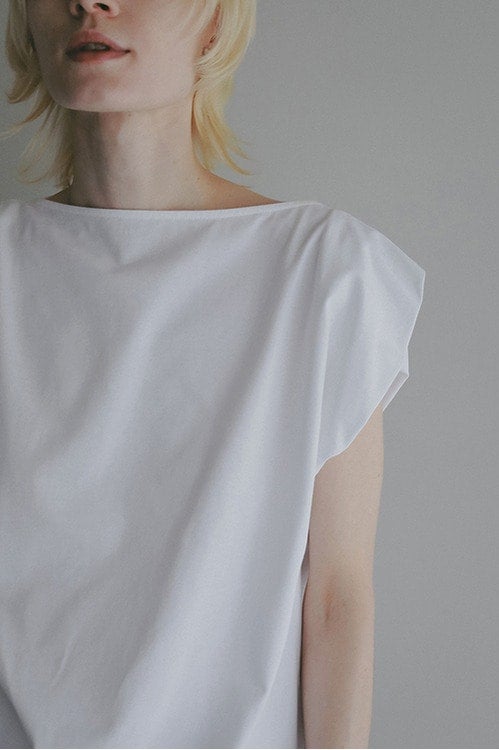 BOAT NECK CUT TOPS