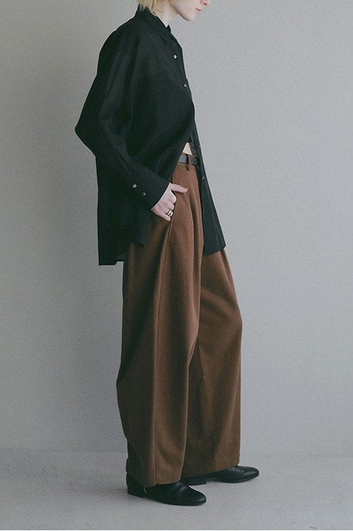 TUCK BARREL PANTS