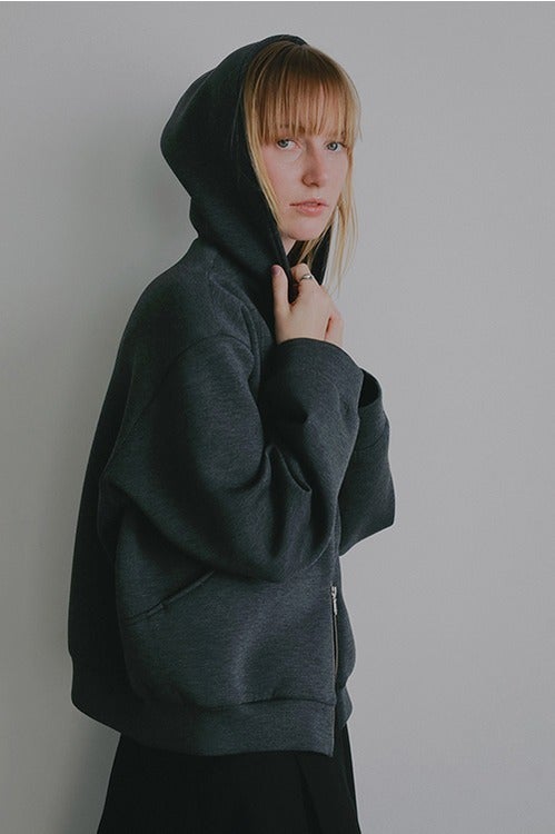 LOGO ROUND HOODIE