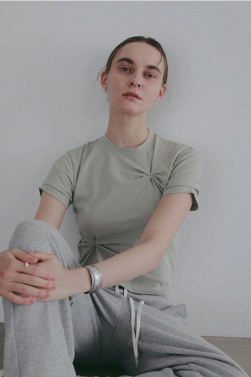 TUCK CUT TOPS
