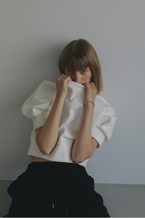 PUFF SLEEVE SWEAT TOPS