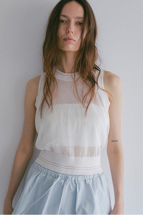 SHEER SLEEVELESS KNIT