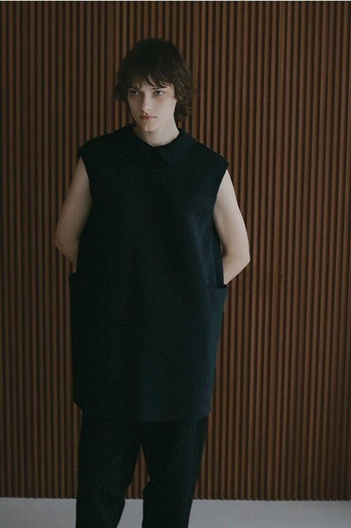ROUND COLLAR POCKET ONE PIECE