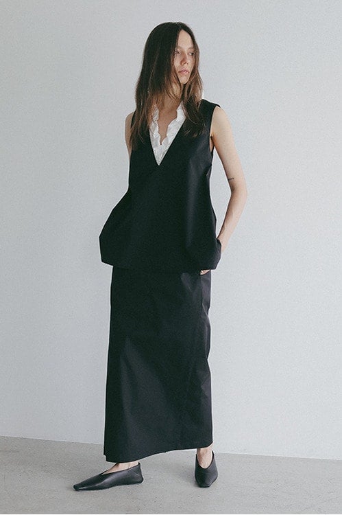 FRILL V NECK SET UP