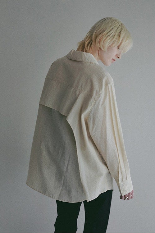 BACK LAYERED SHEER SHIRT
