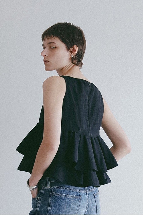 SQUARE TIERED BLOUSE