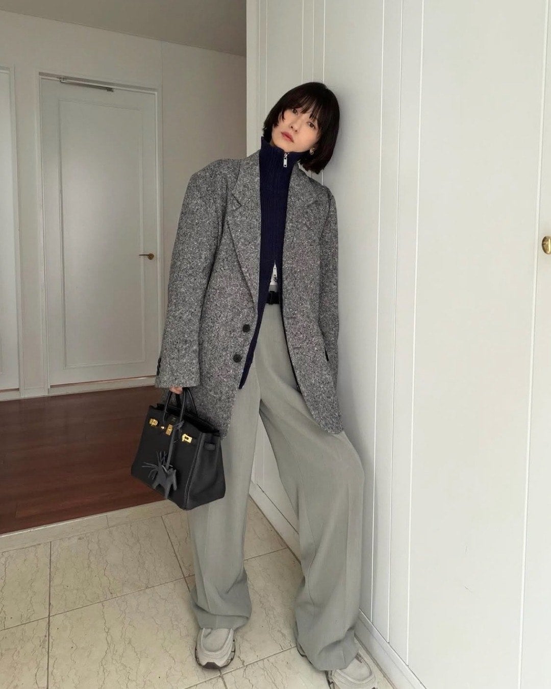 Ena / 158 cm / DIRECTOR