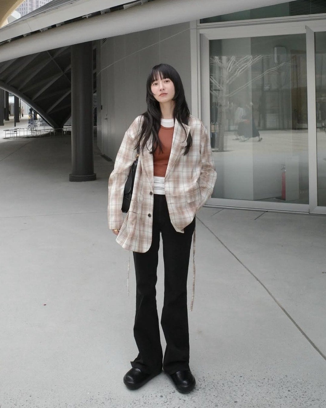 Ena / 158 cm / DIRECTOR
