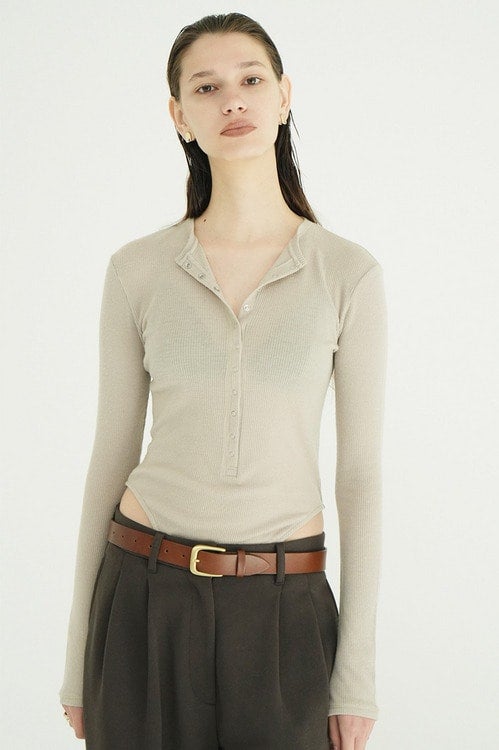 HENLEY NECK BODYSUIT