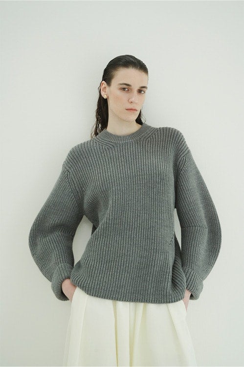 OVER FORM SLEEVE KNIT TOPS