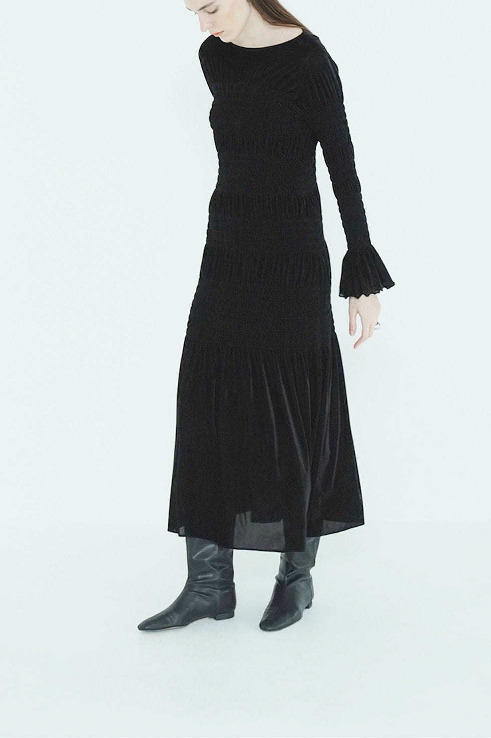 SHIRRING LONG ONEPIECE｜클라네(CLANE) 공식 온라인 스토어