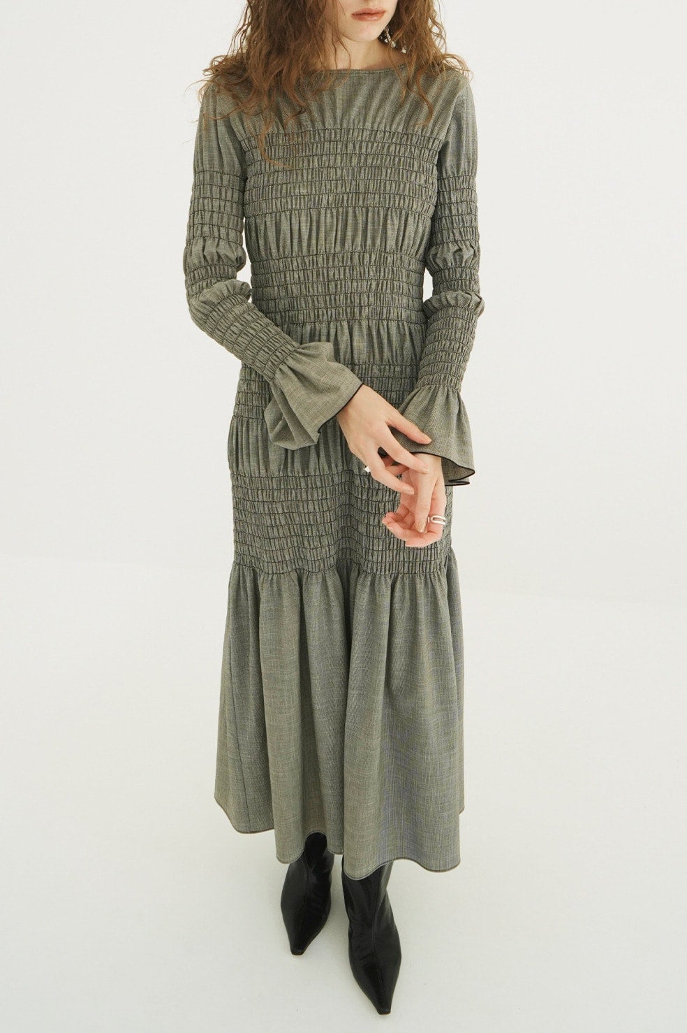 SHIRRING LONG ONEPIECE｜클라네(CLANE) 공식 온라인 스토어