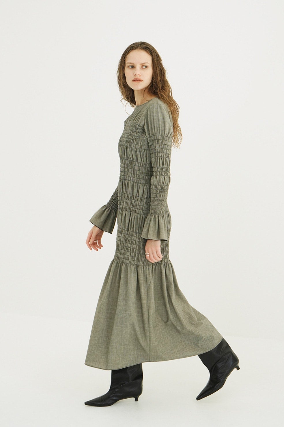SHIRRING LONG ONEPIECE｜클라네(CLANE) 공식 온라인 스토어