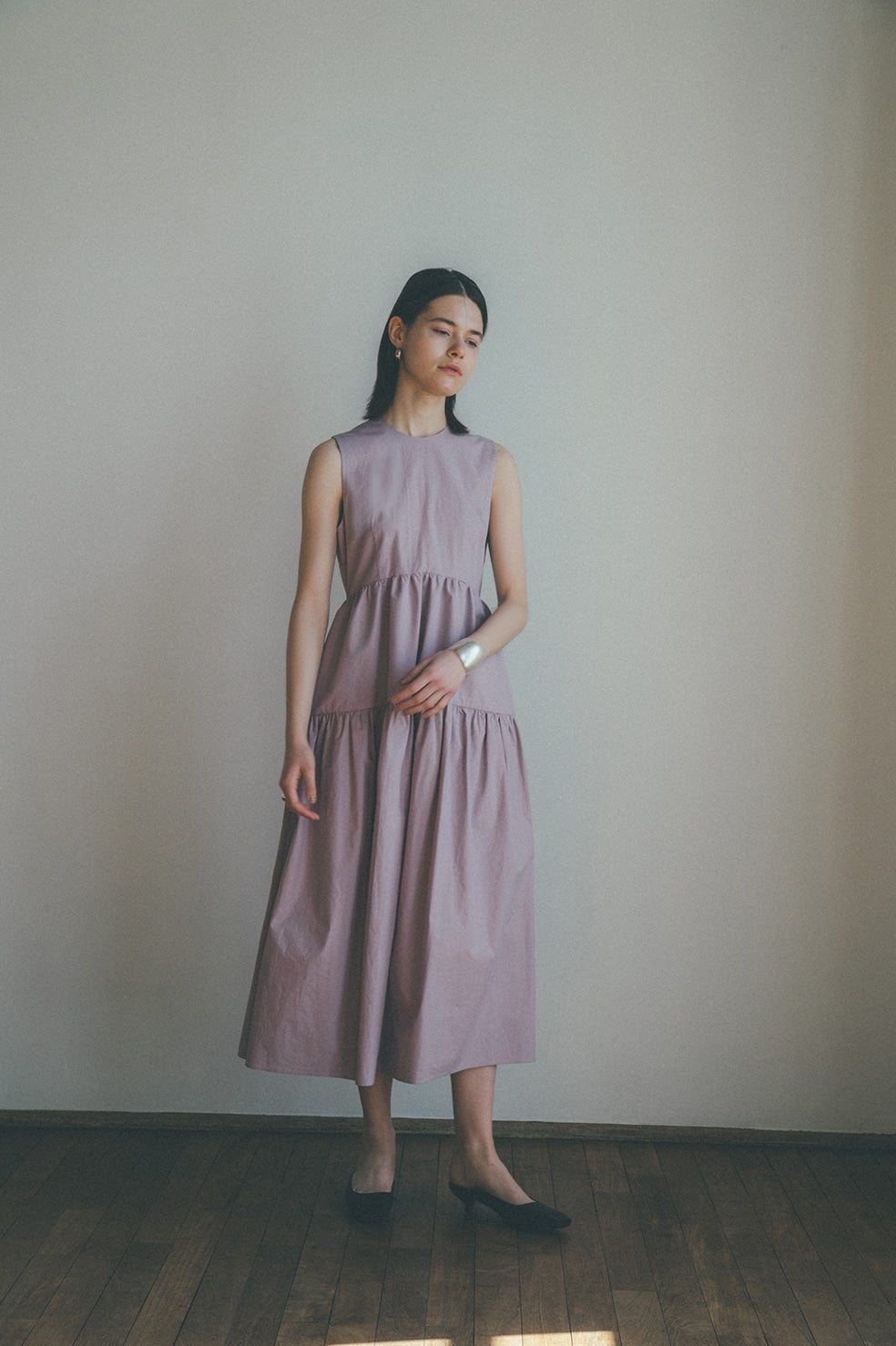 今年も話題の Solid Tiered Claneクラネ Piece One ロングワンピース Www Gutwirthova Cz