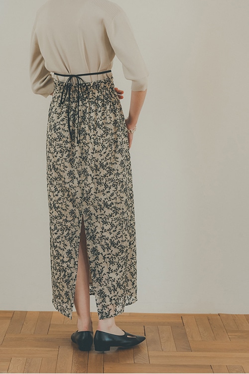 FLORET EMBROIDERY SKIRT