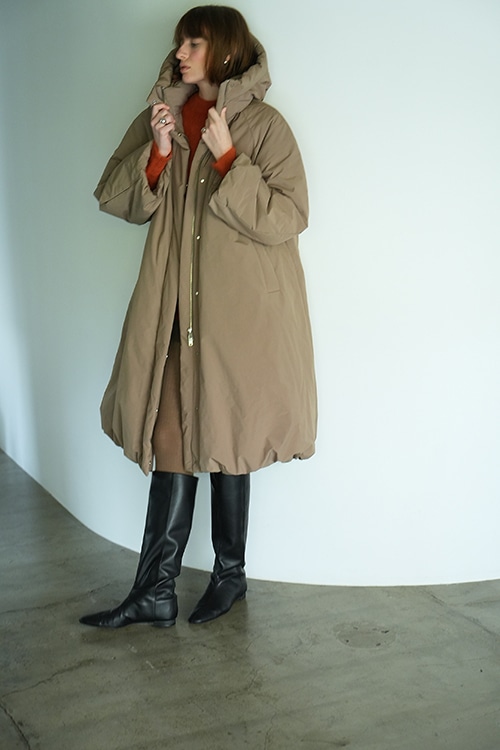 BALLOON HOODIE LONG DOWN COAT