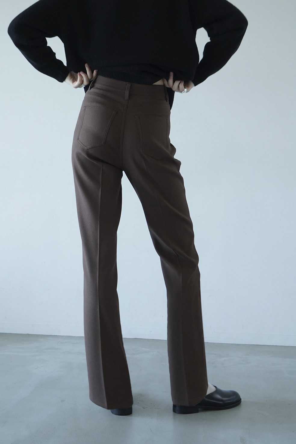 SLIM STRAIGHT PRESS PANTS