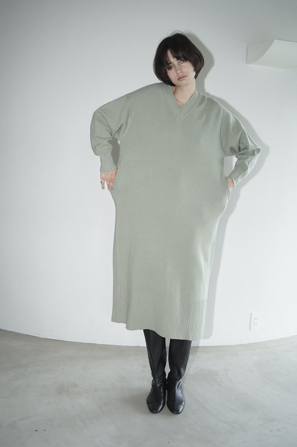 V NECK LOOSE KNIT ONEPIECE｜DRESS(ドレス)｜CLANE OFFICIAL ONLINE STORE