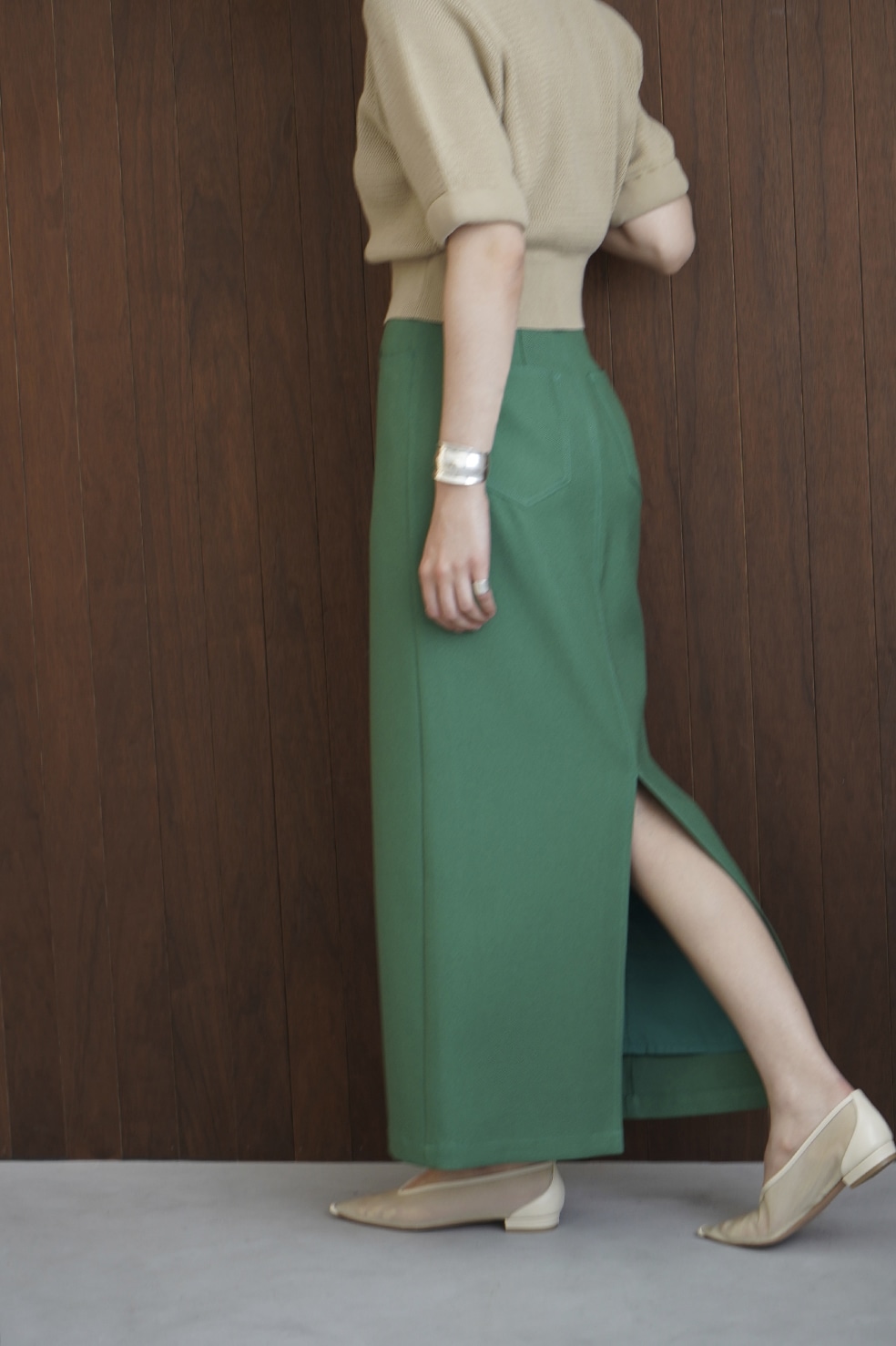 clane STRAIGHT LONG SKIRT | vuzelia.com