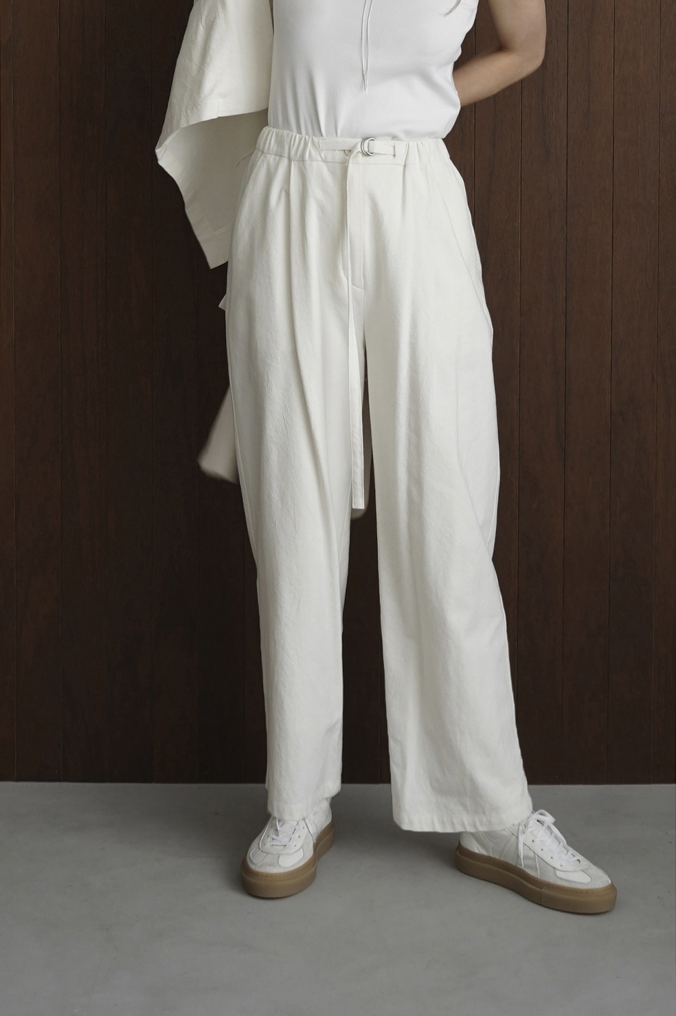 CLANE BELTED LOOSE STRAIGHT PANTS - www.vanroonliving.com