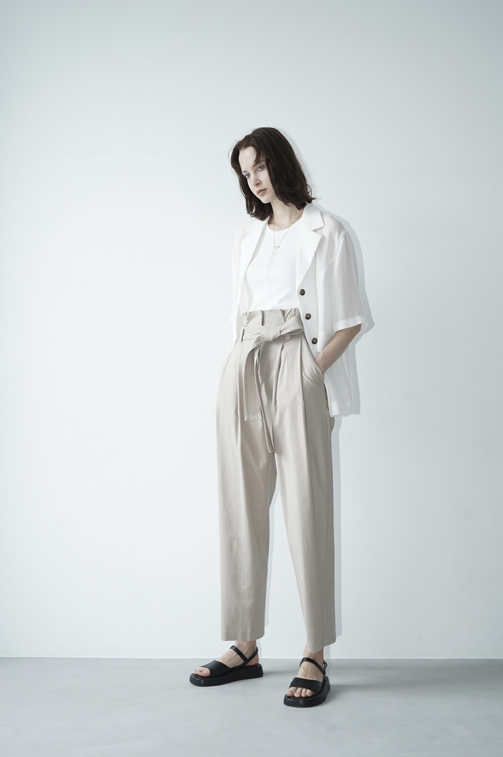 CLANE BELT TUCK TAPERED PANTS - パンツ