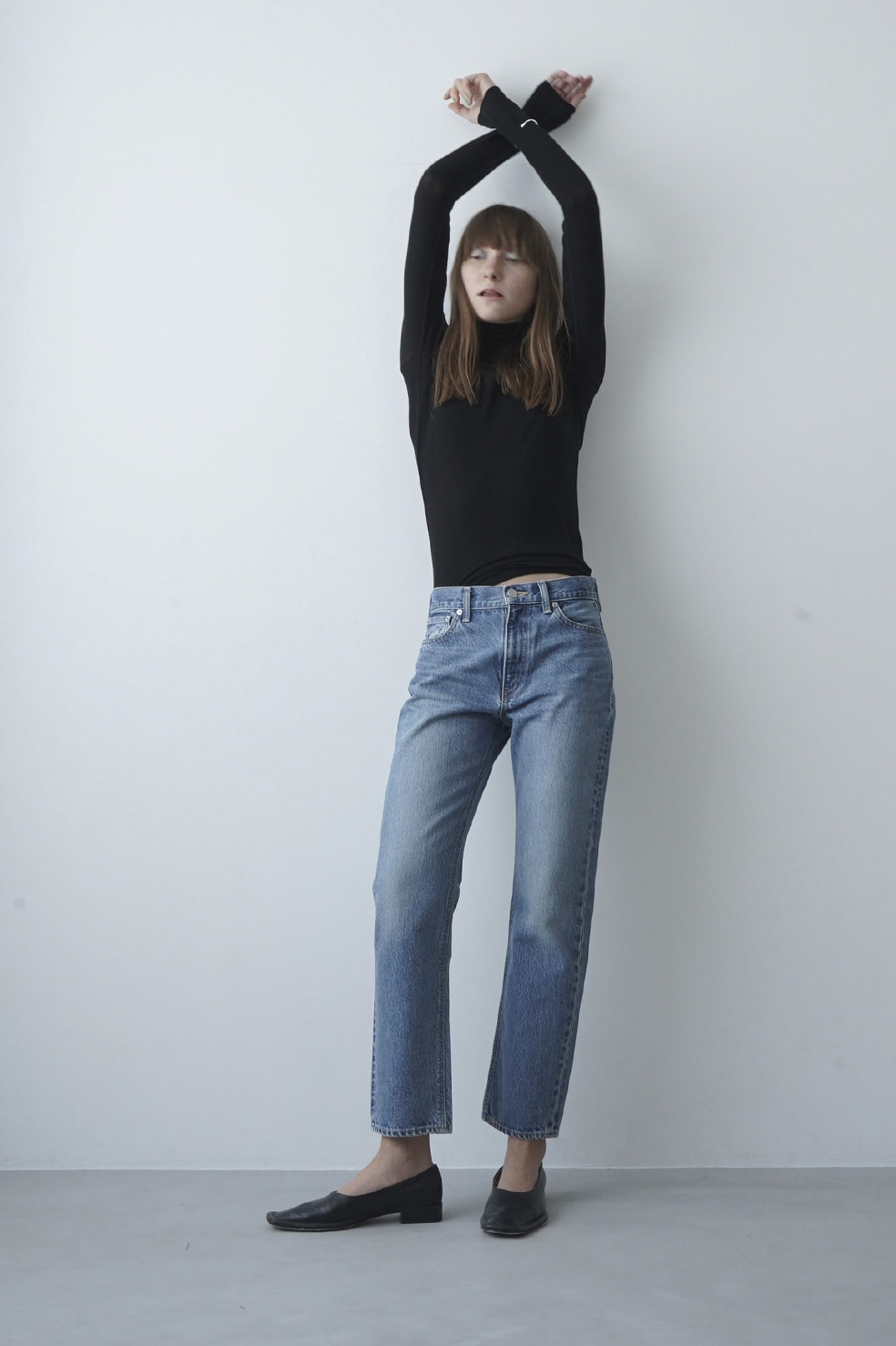 CLANE THUMB DENIM PANTS-