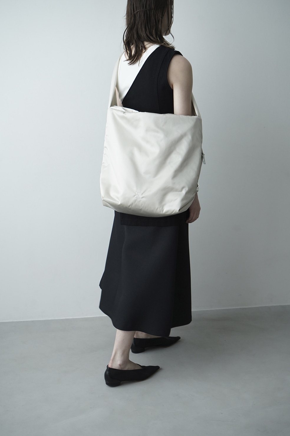 ホワイトブラウン RAMIDUS×CLANE SQUARE SHOULDER BAG - 通販