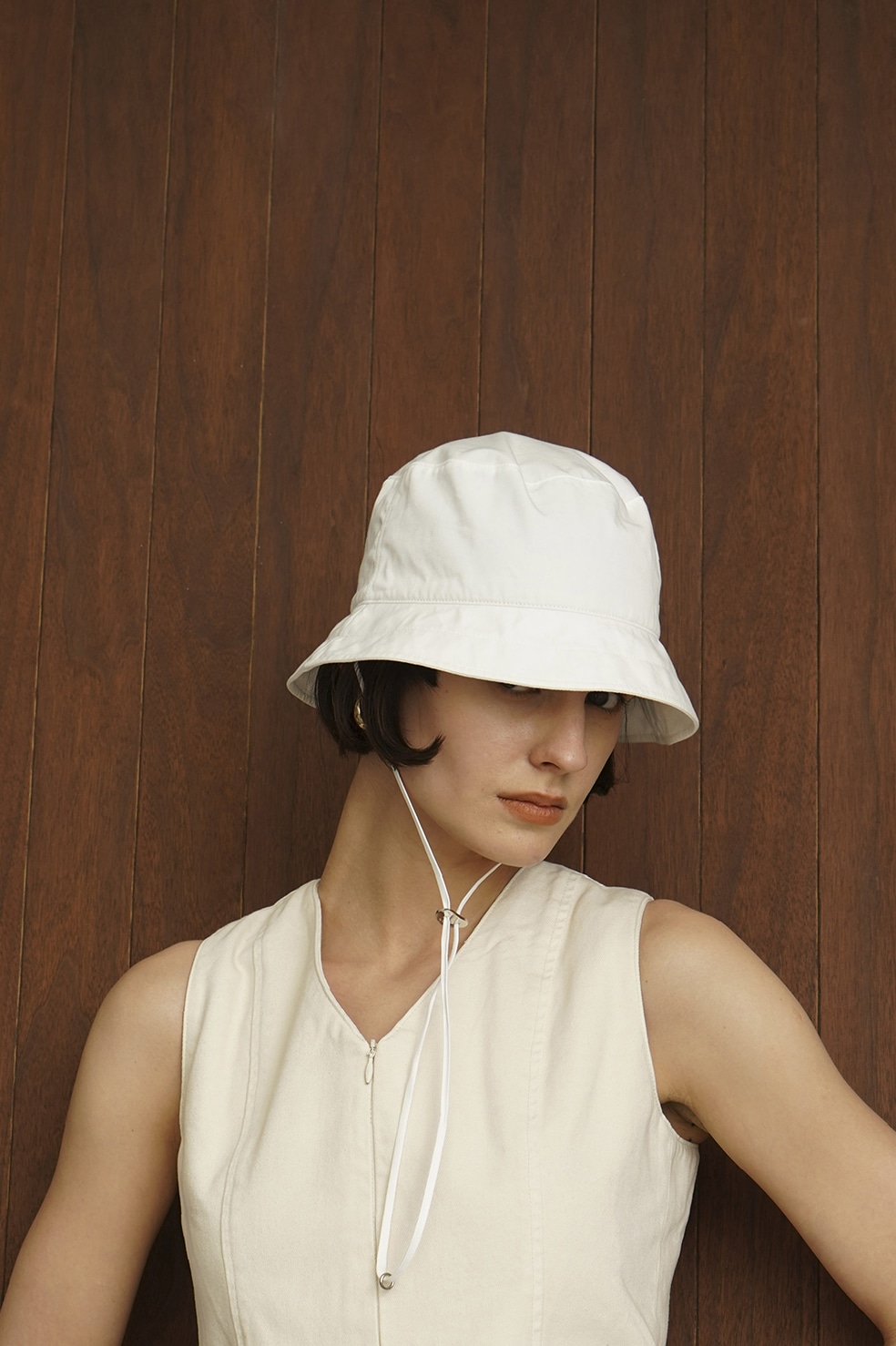 CLANE】DETACHABLE STRAP BUCKET HAT | angeloawards.com