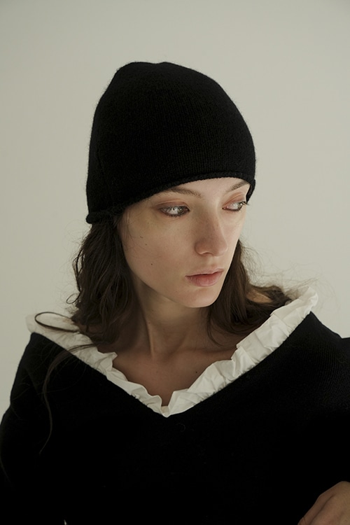 SOFT KNIT BEANIE