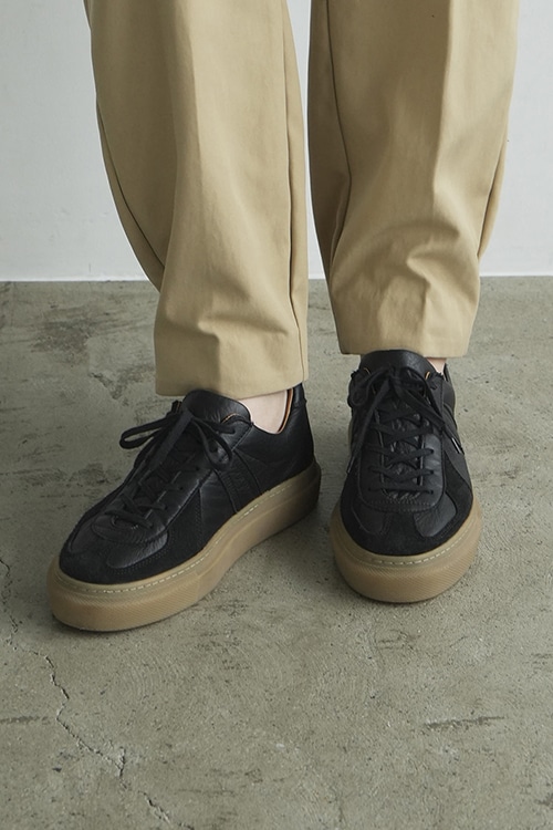 CLANE×REPRODUCTION OF FOUND GERMAN MILITARY TRAINER