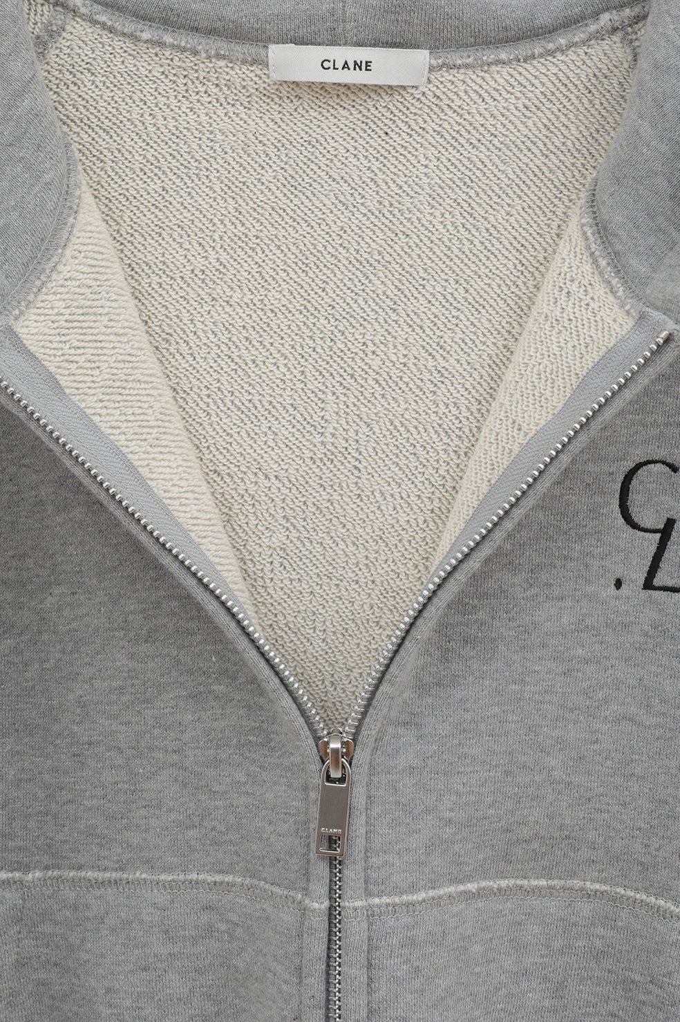 LOGO COMPACT ZIP UP HOODIE｜TOPS(トップス)｜CLANE OFFICIAL