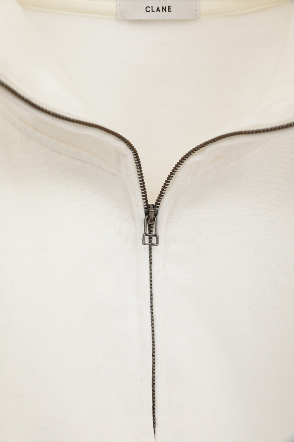 HALF ZIP SHORT TOPS｜TOPS(トップス)｜CLANE OFFICIAL ONLINE STORE