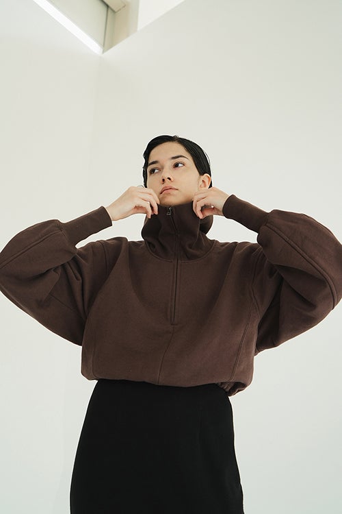 HALF ZIP SHORT TOPS